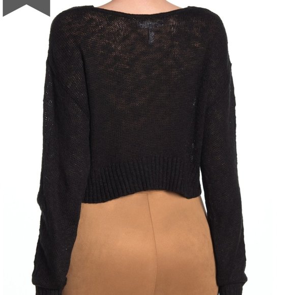 NWOT BCBGeneration Twist Hem V-Neck Sweater - Picture 2 of 6